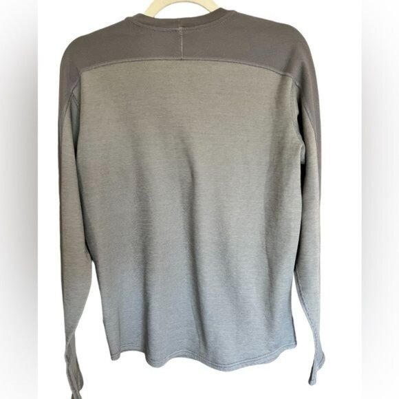 Patagonia Men's Capilene Long Sleeve Gray Crew Neck Style 44420 Size Medium - Picture 2 of 9